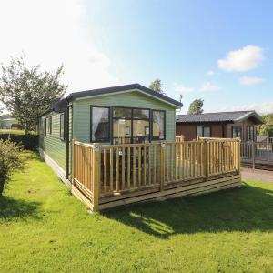 Barneys Retreat - Docker Park Farm