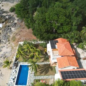 Crimson beach ocean front entire floor villa