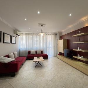 Laureta Central Apartment