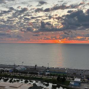 Central & Chic - Sea View