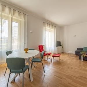 Vetro Apartment by Wonderful Italy