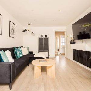 West Kilburn - Simple 3 Bedroom House