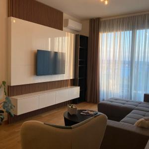 The Urban Sunset Apartment