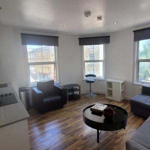 Shoreditch Escape by City Sparrow