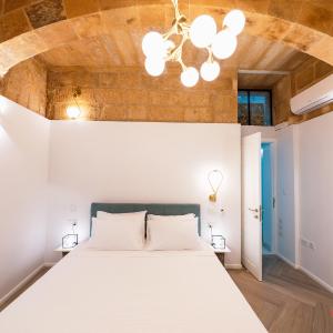Chic & Eclectic Valletta Stay