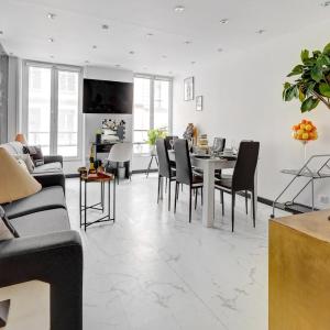 TBS 337 - Elegant apartment in Paris