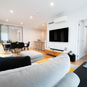 Stylish Urban Retreat in the Heart of Grafton