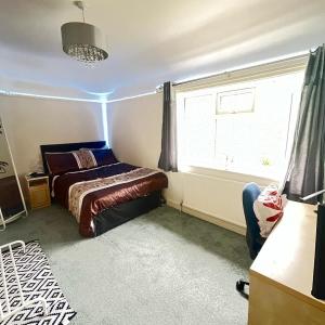 1 Bed Shared Space
