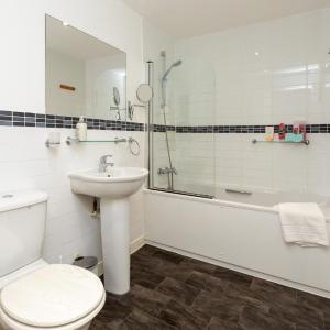 Bright & Airy 1 Bedroom Apartment in Trendy Peckham