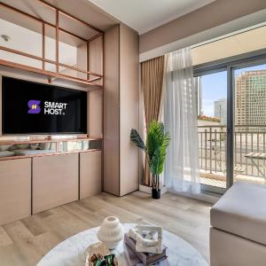 Exec 1Bed with Balcony&Pool, 10mins to Downtown