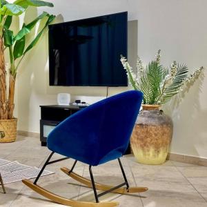 Motor City Norton Court Parking Pool