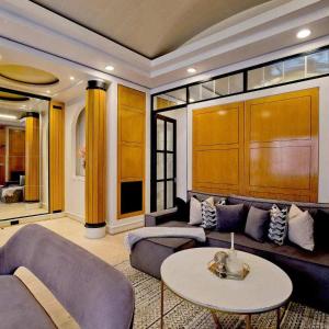 Harrods Hideaway 3 Bedroom Flat