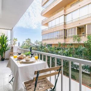 Executive Apartment with Balcony - High-End Paseo Marítimo Fuengirola