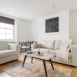 Lux Baker St Flat, Outdoor Space & Central London