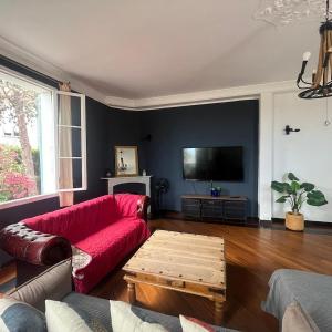 Appartement dans villa avec parking et terrasse
