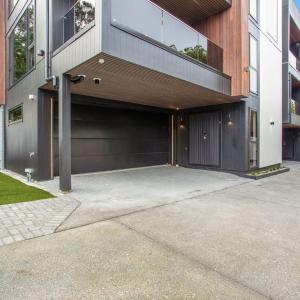 Upscale Abode with Lift, Sea and Skyline Views