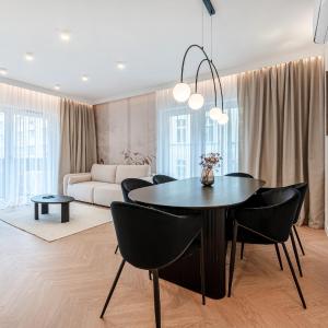 Renoma Old Town Residence