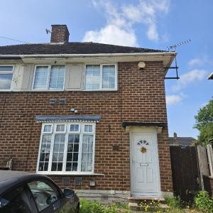 Cozy Room Available Near Birmingham Airport, NEC, Park, HS2
