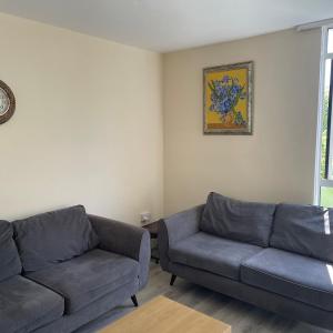 Large 2 bedroom flat Hyde park