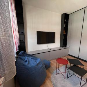 XIX Apartment