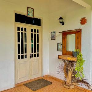 Dew Ceylon Hostel