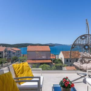 House COPACABANA with sea view, parking - Čiovo