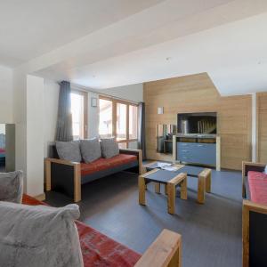 Magnifique duplex rénové 7 pièces, proche pistes, sauna, hammam, salle de fitness - FR-1-181-2341