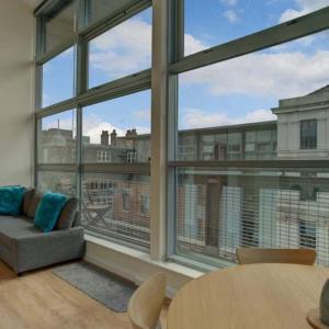 1 Bed NQ Penthouse Panoramic Views