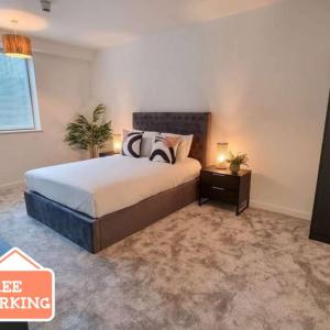 Stunning 4-bedroom Townhouse with Free Parking