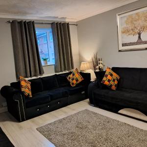 FANTASTIC COZY 3bed Hse London ExCEL Free Parking WIFI Sleeps 6