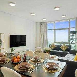 Gorgeous 2BR in DIFC close to Metro & Dubai Mall