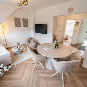 ViertelGlanz - Smart-TV, stilvoll & citynah wohnen