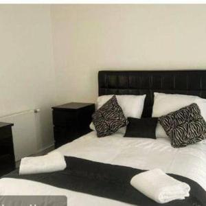 3 Bed-Sleeps 6-City Centre-Free Parking