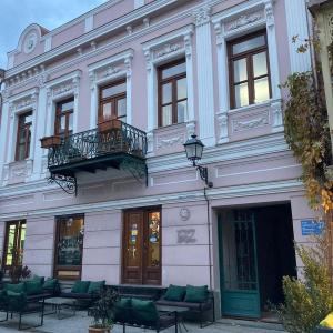 2 Bedroom 2 Bathroom Historic Apartment Newly Renovated in Tbilisi Center