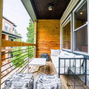 Chic Townhome in Trendy East Nash