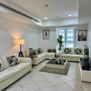 Prime Marina Location Stylish Apartment in Princess Tower