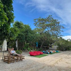 Flake Beach Resort