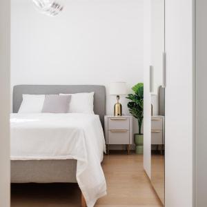 Stylish City Suite, Balcony, Augarten & Center