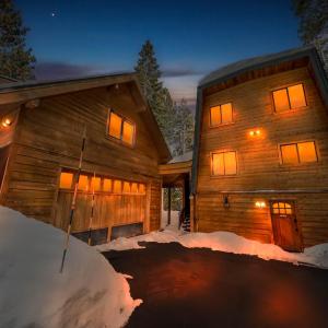 Tahoe City Retreat - For 8