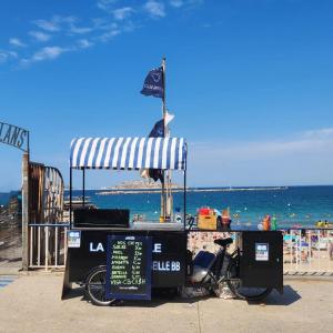 L'Azur Papety des Catalans