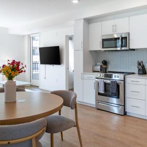 Luxury 2 Bedroom 2 Bathroom Residence With Fitness and Outdoor Pool
