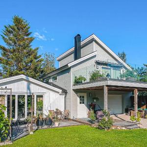 3 Bedroom Stunning Home In Strömstad