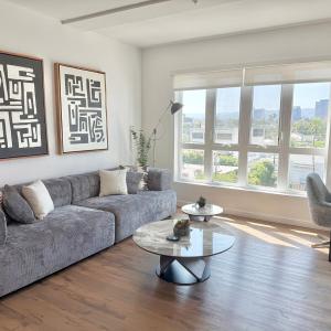 Westwood Penthouse 3 Bedroom 2 Bath w Gym, Balcony, Parking