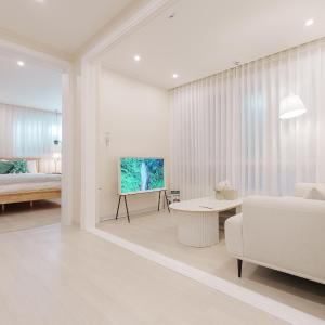 Mint House Hapjeong