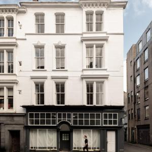 Moment Blythswood St