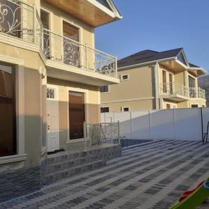 Twin villas VSL