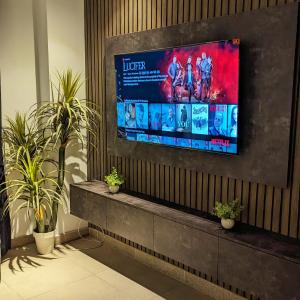 EXECUTIVE STUDIO - PentaSquare