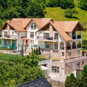 The Lodge Transylvania