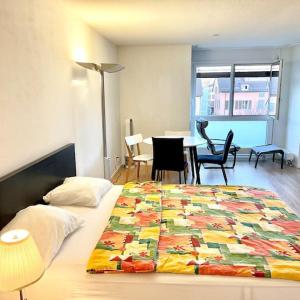 Brand New City Center downtown apartment, Zurich Brauer - Self Checkin