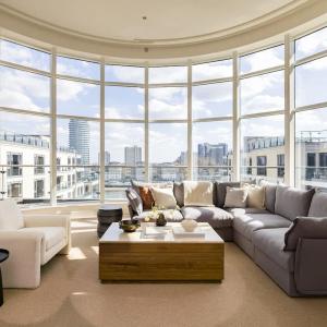 The Thames View - Stunning 3BDR Apartment with Terrace